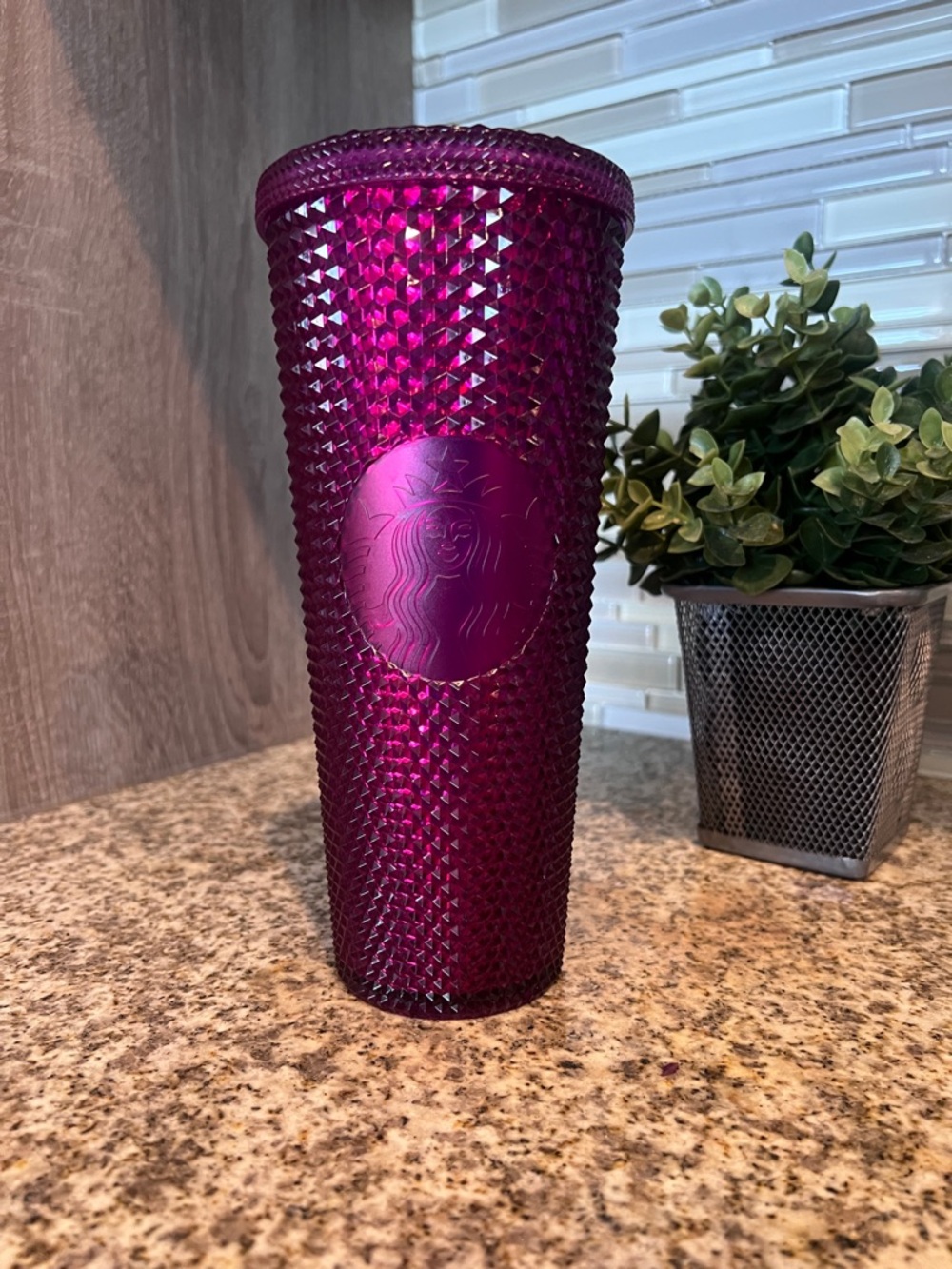 Starbucks *RARE* Studded Tumbler in Metallic Fuchsia (NO STRAW)